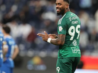 درِ خروج به روی تونی بسته شد