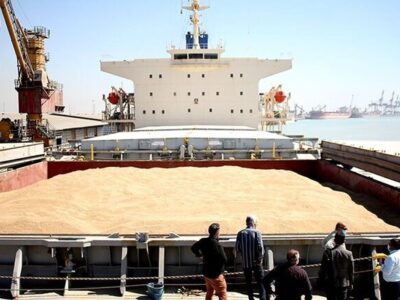 ورود دو کشتی حامل بیش از ۱۲۷ هزار تُن گندم به بندر امام(ره)