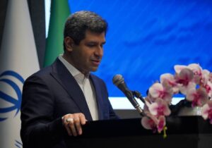 ادامه عرضه خودرو در ۱۴۰۱ می‌توانست زیان ایران‌خودرو را تسویه کند