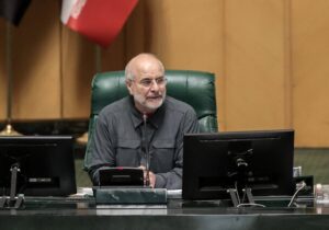 قالیباف: برگزاری رزمایش سهند ۲۰۲۵ پیام مهمی به قدرت‌های سلطه گر می‌دهد