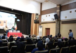 تاریخ بهترین الهامبخش نویسندگی است