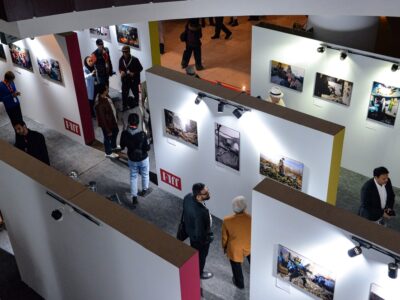 در قالب نمایشگاه عکس جشنواره جهانی فیلم فجر؛ ۴۱ عکاس از صلح، ایستادگی و دفاع گفتند