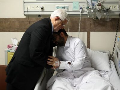 عیادت عارف از سقاب اصفهانی