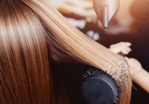 آسیب‌های پنهان دکلره کردن موها