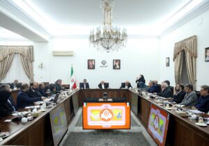 عارف: زیرساخت‌های دیجیتال برای استفاده از افراد توان‌یاب را فراهم کنیم/ باید به افراد توان‌یاب میدان داد