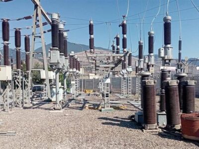 نصب و راهاندازی بِی خط ۱۳۲ کیلوولت سپیدرود در پست رستمآباد