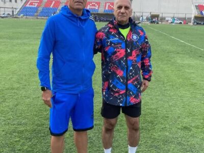 حضور مربیان لرستانی در آستارا: مهرداد خادمی سرمربی جدید تیم فوتبال شهرداری