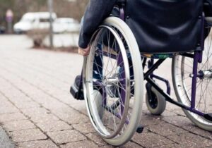 مصائب معلولین در ایران