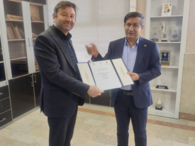 تفاهمنامه سهجانبه شهرداری،استانداری چهارمحال و بختیاری و شرکت مخابرات ایران امضا شد