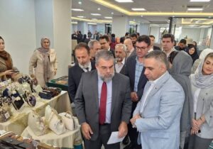 سفیر برزیل در ایران از نمایشگاه صنایع دستی قزوین دیدن کرد