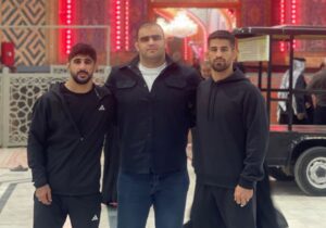 حضور اعضای تیم ملی کشتی آزاد و فرنگی در حرم امام علی (ع)