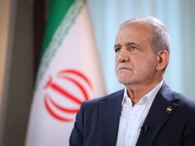 پزشکیان: من اینجا ایستاده‌ام که خدمتگزار مردم باشم