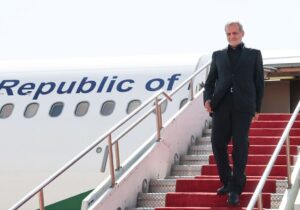 پزشکیان وارد یاسوج شد