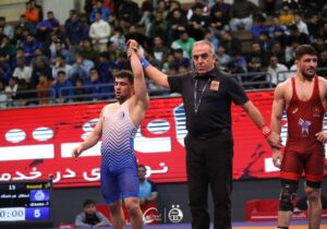 استقلال فینالیست لیگ برتر کشتی فرنگی شد