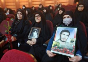 شکوه ایثار در استان البرز/ مادران شهدا شناسنامه استقامت ملت