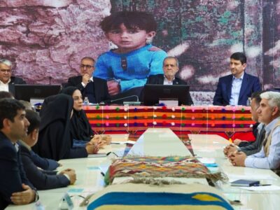 مشاهده حضور بچه‌ها و مردم در ساخت مدرسه قلباً انسان را خوشحال می‌کند