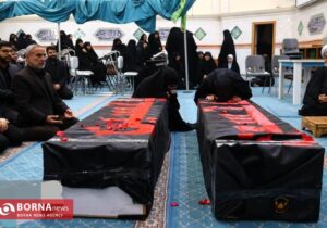 پیکر همسر و فرزند معاون رییس‌جمهوری در مشهد تشییع شد