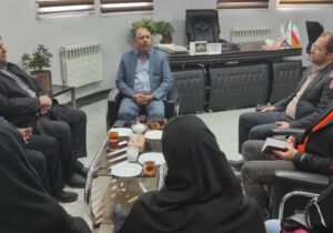 هیات های ورزشی موظفند که از ورزشکاران مدال آور و استعدادهای درخشان خود حمایت کنند