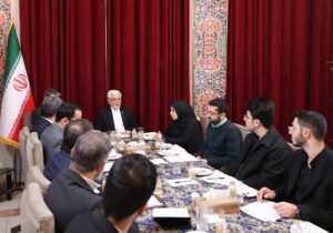 عارف: جنگ اصلی ما در حوزه علم و فناوری است