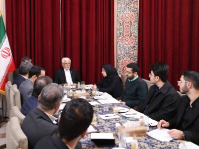 عارف: جنگ اصلی ما در حوزه علم و فناوری است