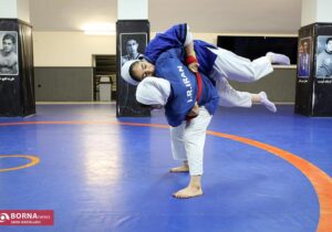 بانوان سمنانی در لیگ برتر کشتی آلیش زنان ، سوم شدند