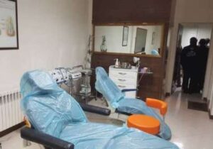 تعطیلی دو مرکز غیرمجاز دندان‌پزشکی و زیبایی در آبادان