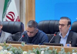 توسعه صادرات به کشورهای همسایه در دیپلماسی اقتصادی در اولویت باشد/ استفاده از مشاوران علمی در ادارات 