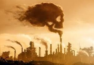 شهرهای صنعتی استان یزد مراقب باشند؛ کاهش کیفیت هوا در مسیر است