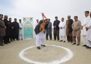 آیین کلنگ زنی احداث مدرسه ۴ کلاسه روستای وشنام مرید برگزار شد
