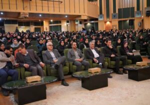 رئیس دانشگاه آزاد کرج: روز دانشجو نماد انسانسازی، معرفت و مسئولیتپذیری است