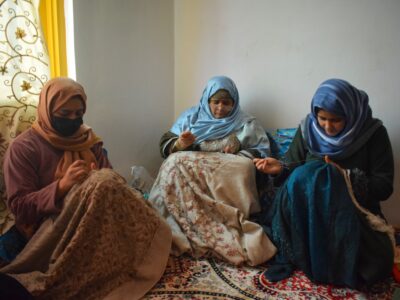 گلدوزی سنتی در کشمیر هند