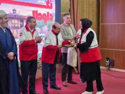 تجلیل از داوطلبان هلالاحمر قزوین در روز جهانی داوطلب