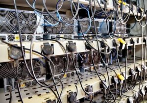 توقف استخراج غیرمجاز ارز دیجیتال در اسفراین