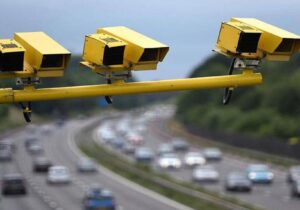 نصب ۴۲ سامانه جدید کنترل سرعت در محورهای استان بوشهر آغاز میشود