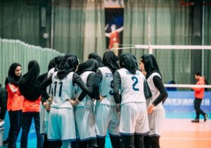 والیبال قهرمانی دانش‌آموزان جهان/ دختران ایرانی با پیروزی مقابل شیلی به برزیل رسیدند