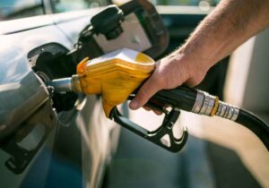 سهمیه بنزین تاکسی‌های اینترنتی اعلام شد