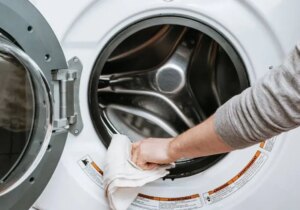چطور ماشین لباسشویی رو ضدعفونی کنیم؟