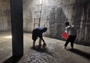 شست‌وشوی ۱۳۲۰۰ مترمکعب مخازن ذخیره آب در سرپل‌ذهاب