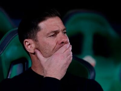 آخرین هشدار به آلونسو/ مدیران رئال جلسه اضطراری برگزار کردند