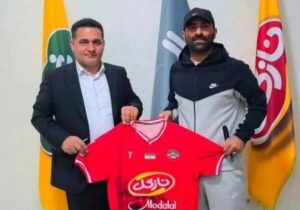 کاپیتان سابق تراکتور در لیگ یک تیم گرفت