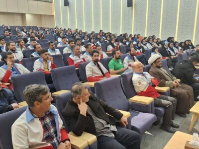 سومین نشست هم‌اندیشی مهارت‌افزایی جوانان هلال‌احمر با محور کارآفرینی در مشهد برگزار شد