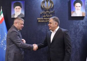 وزیر نفت: ایران سرزمین فرصت‌های طلایی سرمایه‌گذاری است