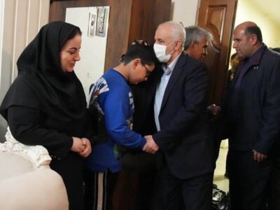 نقش الهامبخش خانوادههای شهدا در تحکیم ارزشهای انقلاب