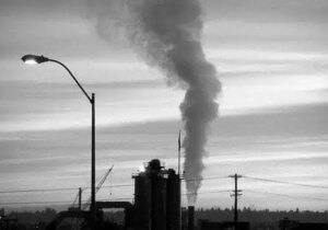 بیش از ۲ هزار اخطار آلایندگی برای واحدهای صنعتی یزد صادر شد