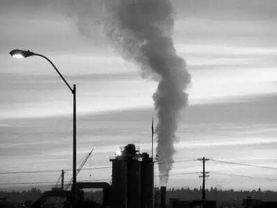 بیش از ۲ هزار اخطار آلایندگی برای واحدهای صنعتی یزد صادر شد