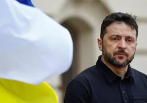 زلنسکی: هیچ توافقی با آمریکا درباره قلمرو حاصل نشده است/ از دونباس عقبنشینی نمیکنیم