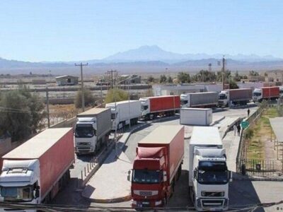 صادرات ۱۶۳ میلیون دلاری کالا از گمرکات سمنان