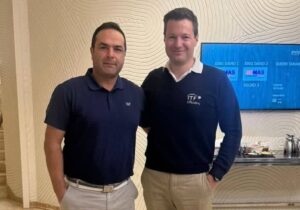 داور گلستانی نشان جهانی تنیس گرفت