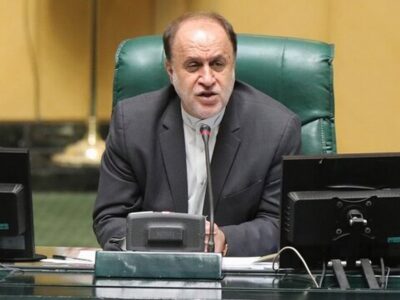 حاجی بابایی: مادر قله همه مهربانیها و محبتهاست