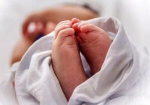 شیر مادر؛ محافظ طبیعی نوزاد در روزهای آلوده